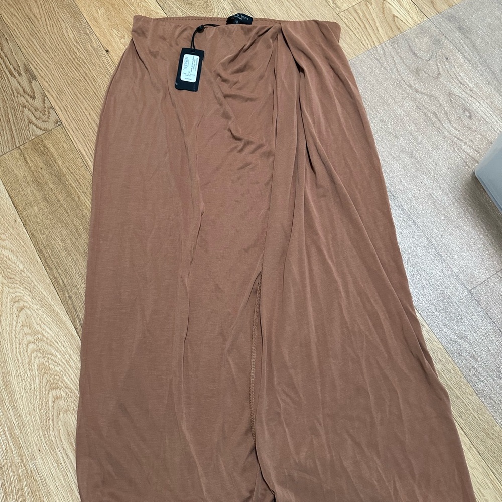 NWT twist knot skirt